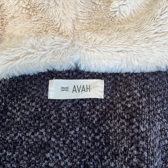 Avah  Teddy Sherpa oversized hooded jacket size large with front pockets - Picture 6 of 11